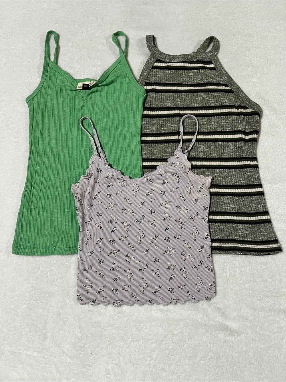 HOLLISTER UNIVERSAL THREAD PINK ROSE Junior Summer Tanks Bundle Size Small
